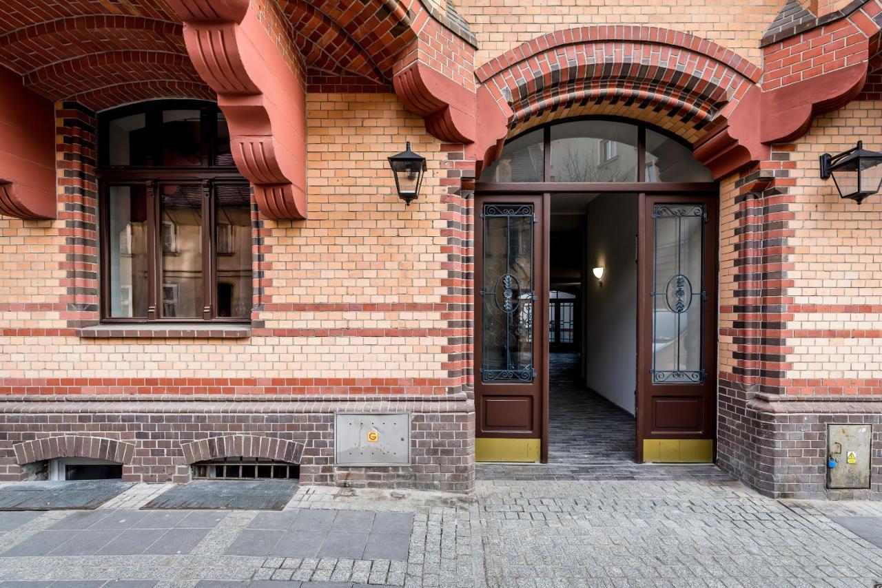 Apartments City Center Saint Wojciech By Renters Poznan Bagian luar foto